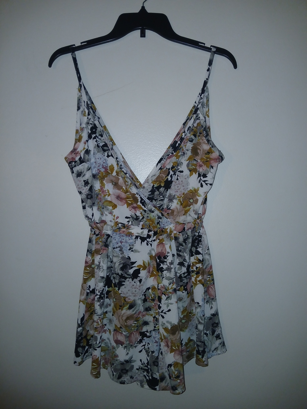 Windsor Floral V-Neck Spaghetti Strap Camisole - White, Pink, Mustard